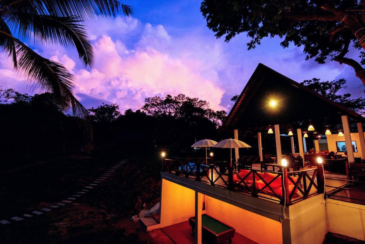 Phayamas Private Beach Resort And Island Brew - Adults Only Ко-Паям Экстерьер фото
